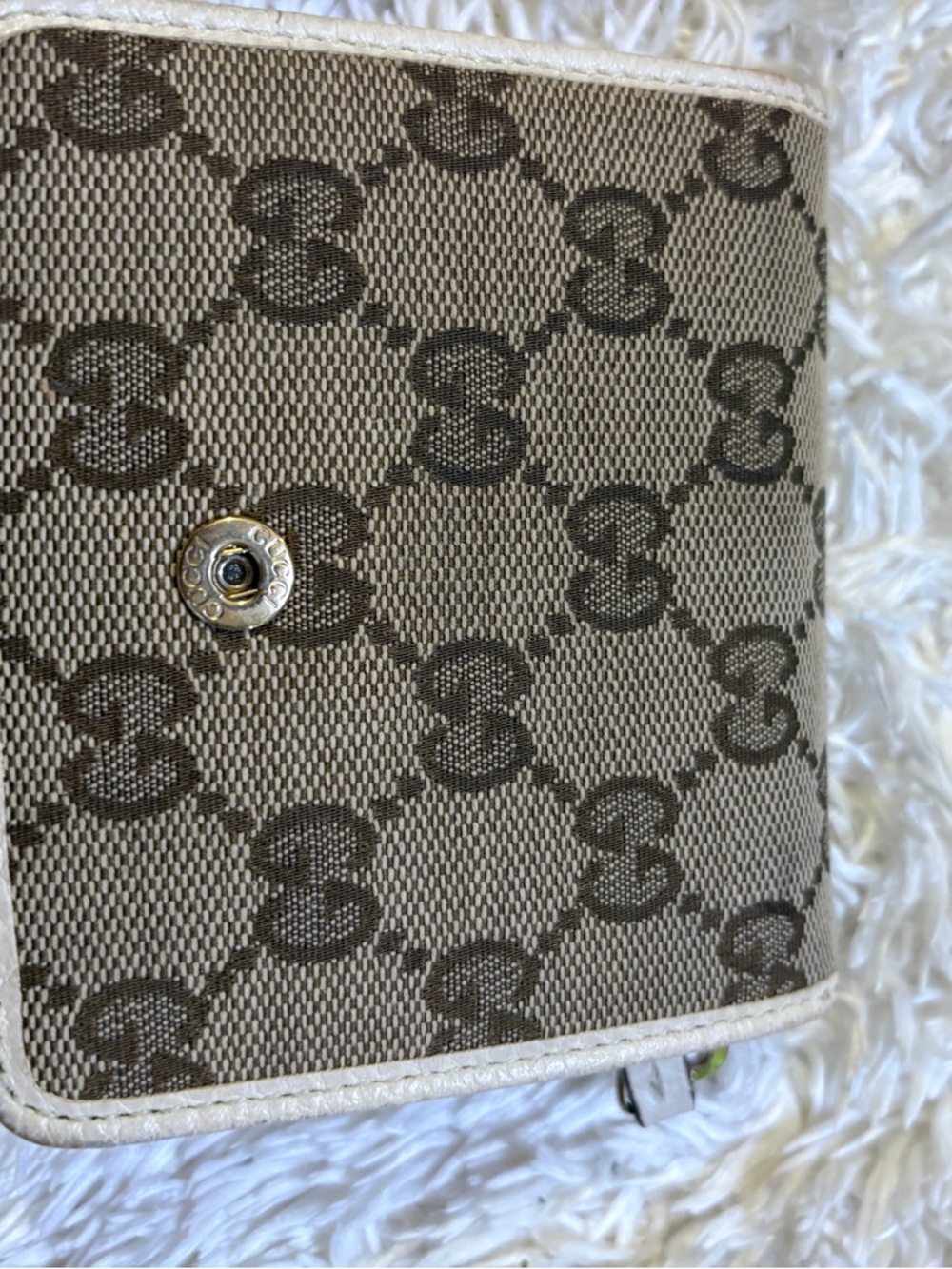 Gucci Beige GG Canvas Wallet with Cream Leather Trim - Picture 3 of 9